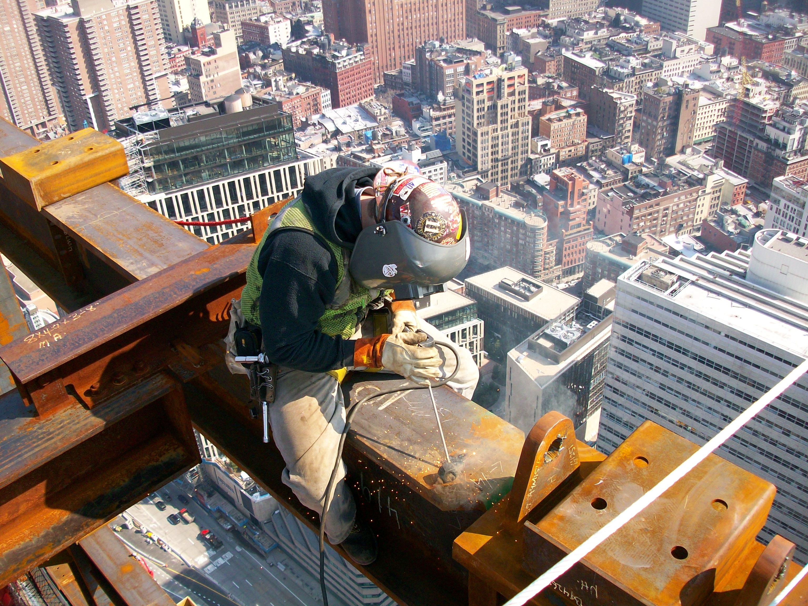 ironworkers-on-the-job-nyc-iron-workers